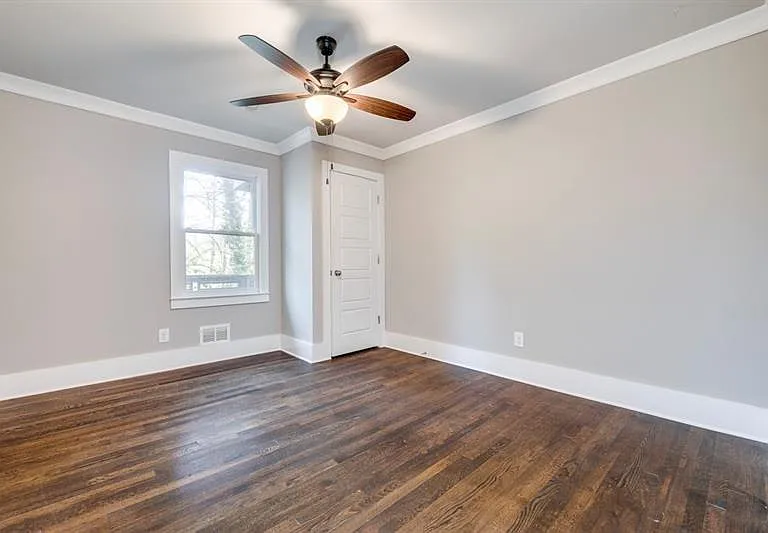 1921 Walthall Dr NW — Photo 23