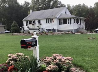 129 Fresh Ponds Rd, Monroe Township, NJ 08831