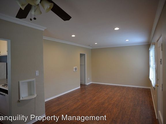 5th image of 2975 Laurel St APT 10
