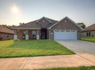 1859 Boyer Pl, Webb City, MO 64870