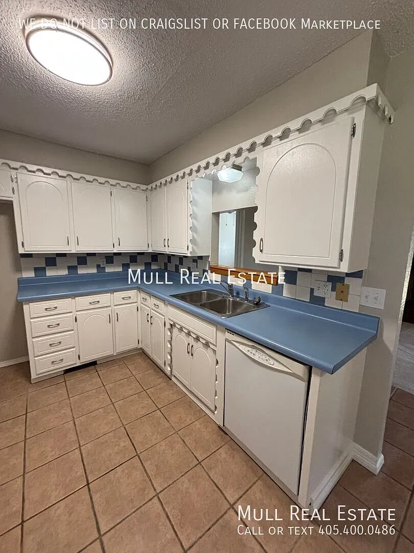 Three bedroom home in beautiful Bethany — Photo 4