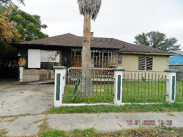 1st image of 4818 Lansdown Dr