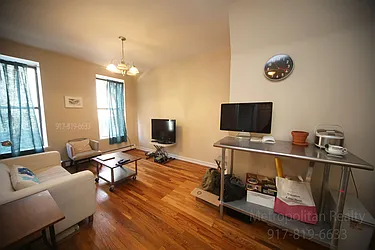 Rented by Metropolitan Realty