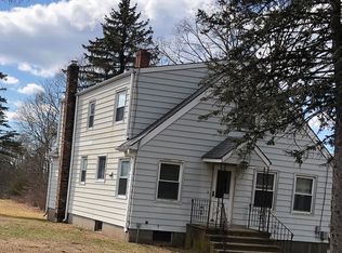 74 North Rd, Cromwell, CT 06416