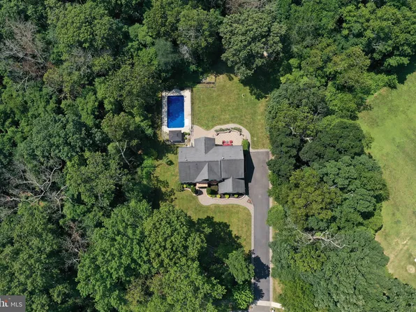 31 Harvest Dr, Pittsgrove, NJ 08318