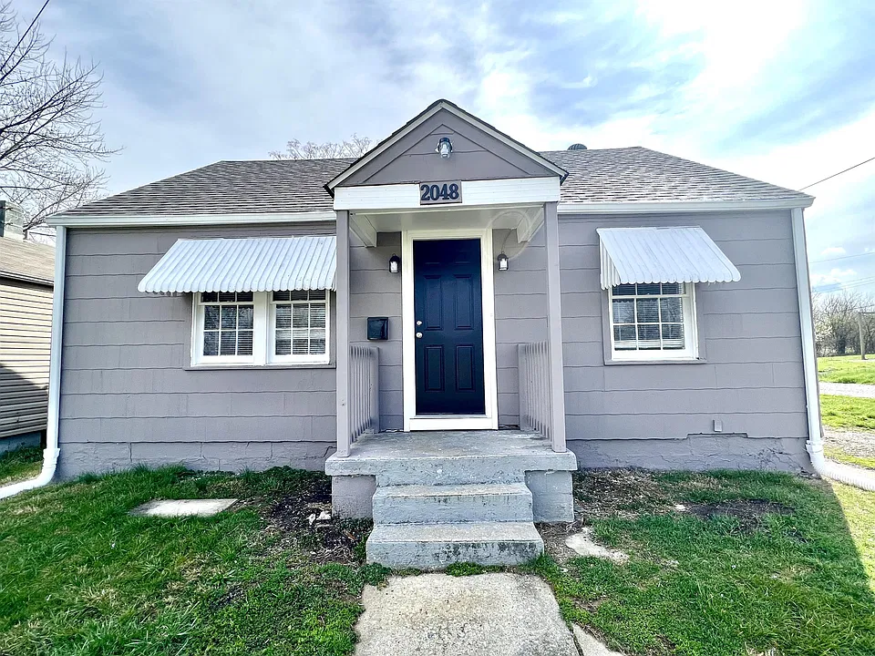 2048 Parrish Ave