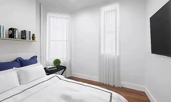 Rented by Corcoran | media 2