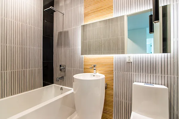 Rented by Jankos Group LLC | media 32