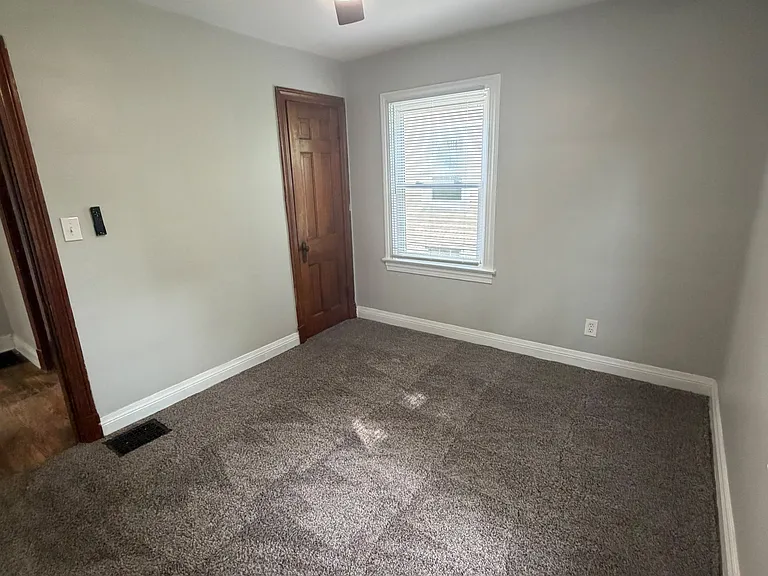 1238 Central Ave — Photo 9