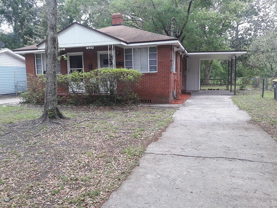 Exterior Street View