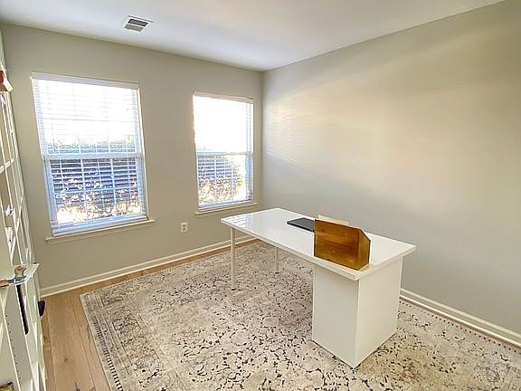 4th image of 6607 Hunter Creek Ln