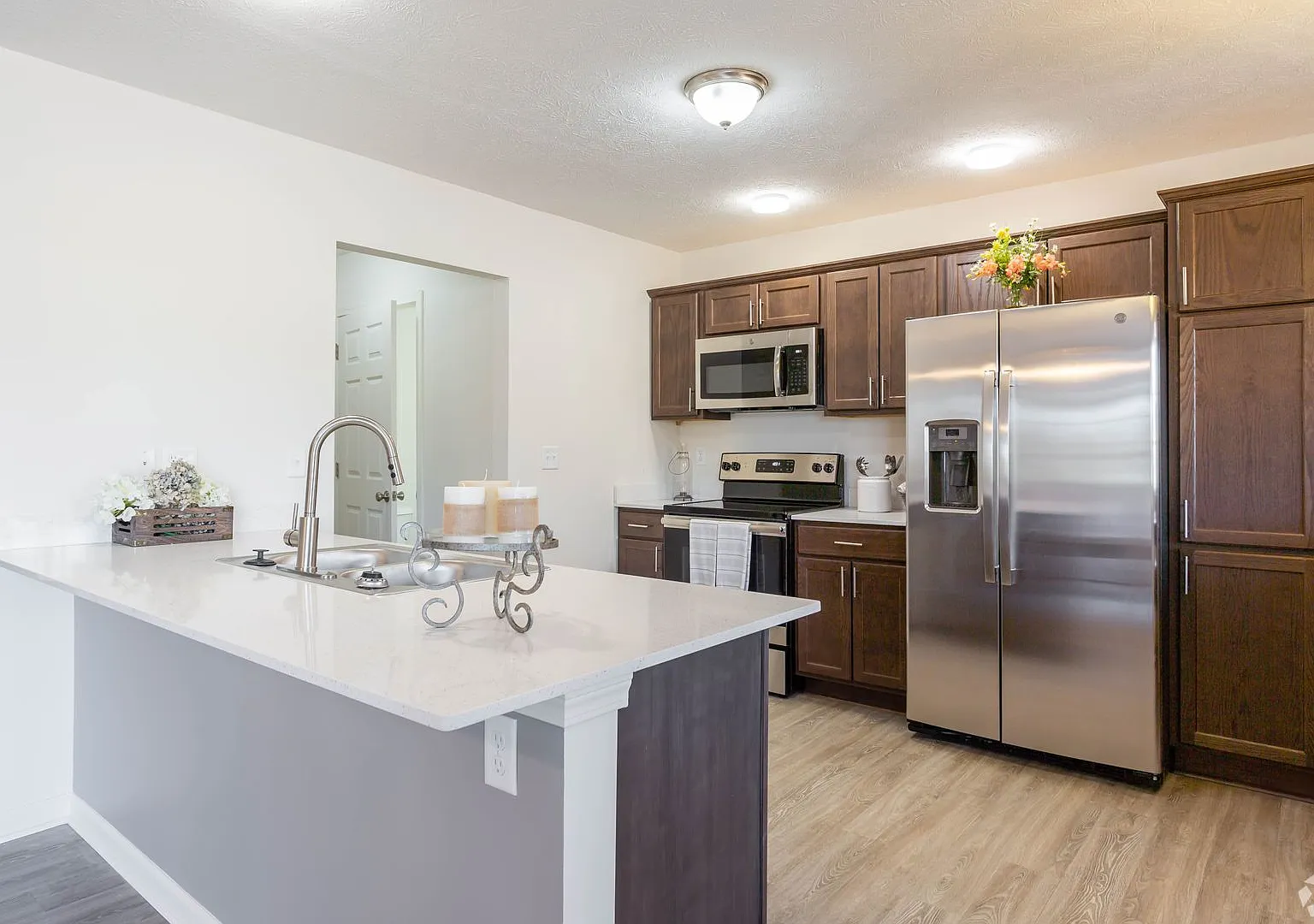 3 Bedroom 2.5 Bath Townhome — Photo 1