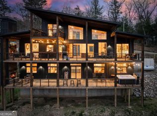 190 Sequoyah Rdg, Blue Ridge, GA 30513