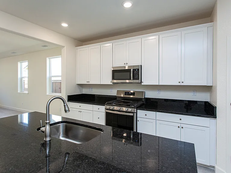 1260 Grey Owl Dr — Photo 5