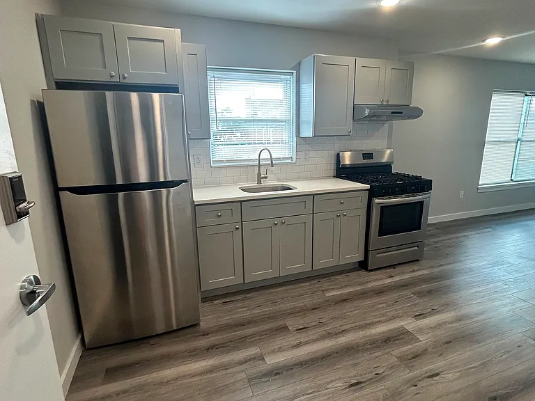 107 Beech St #305 — Photo 2