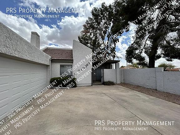 3rd image of 329 E Ambassador Dr