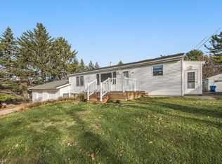 614 174th Ave, Spring Lake, MI 49456