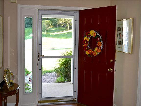 3rd image of 5029 Deer Dr