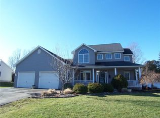 106 Driftwood Dr, Oneida, NY 13421