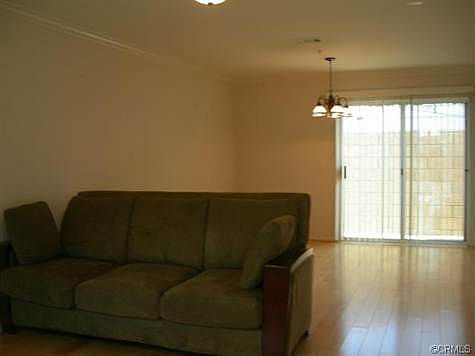3rd image of 480 N Catalina Ave Unit 101