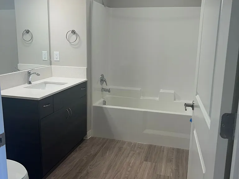 Waterford Terrace Apartments — Photo 57