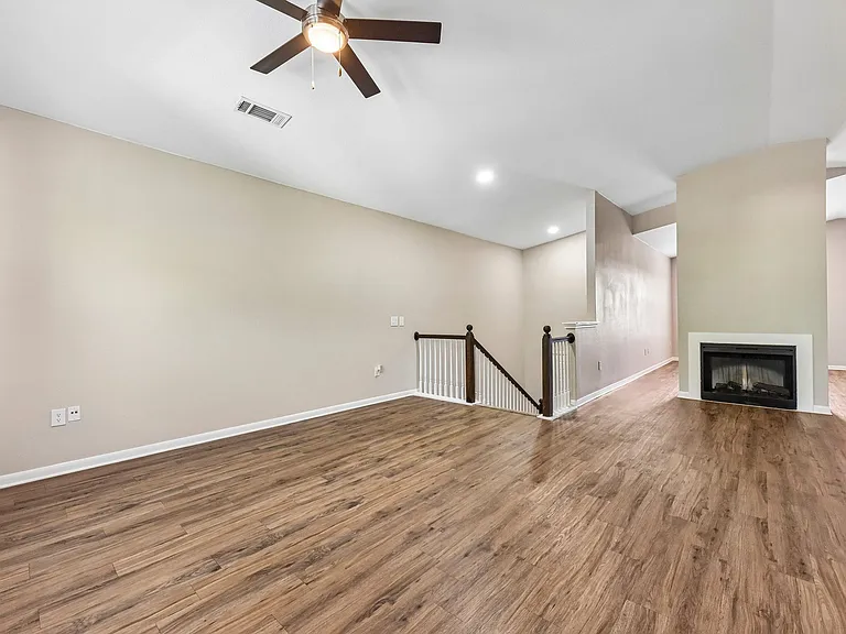 Las Brisas Apartments | Homes for rent in Round Rock, Texas