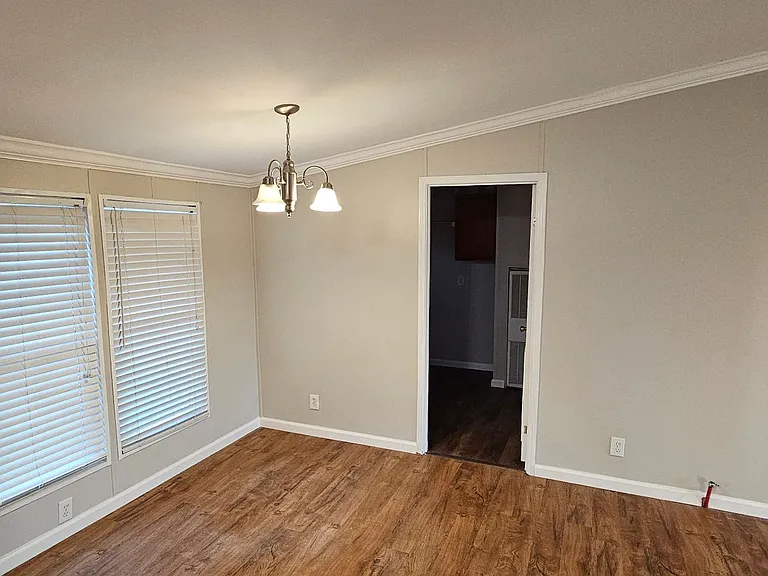 114 Pittman Rd — Photo 11