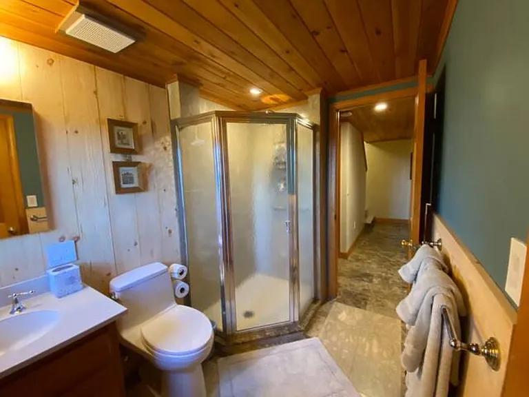 Bathroom #2