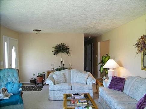 4th image of 8823 Susanna Dr