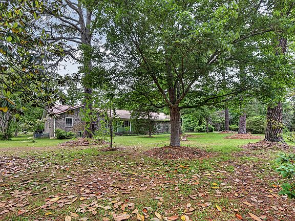 5th image of 1625 Alexander Cir