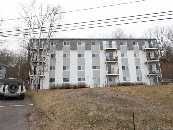 228 Dunns Crossing Rd #16, Fredericton, NB E3B 2A6