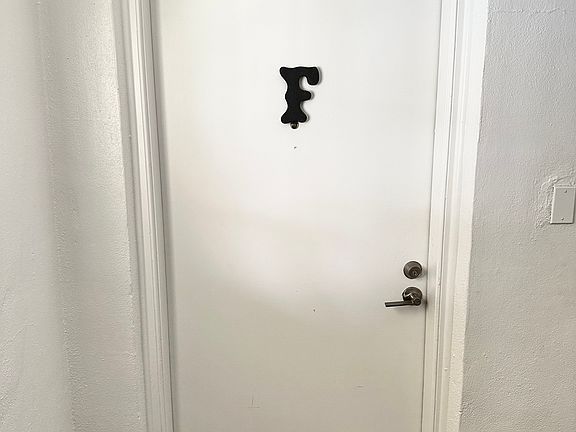 3rd image of 1541 SE 27th St APT F