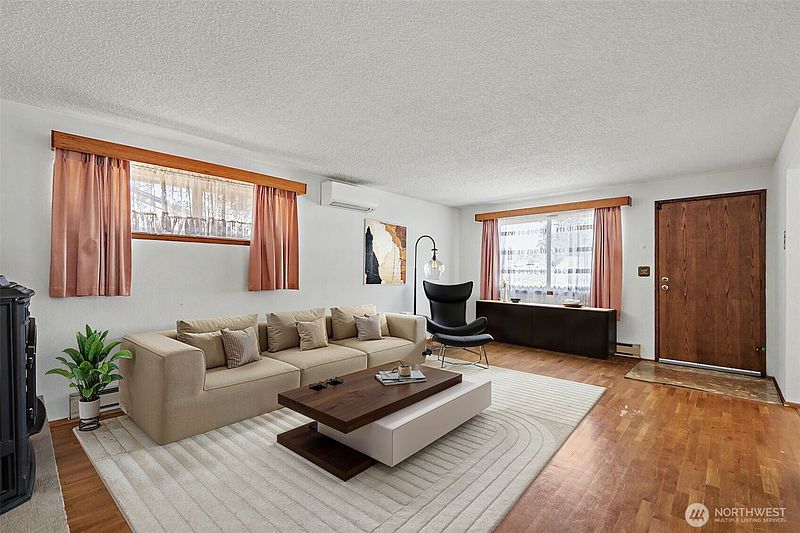 4th image of 4418 S 49th Street
