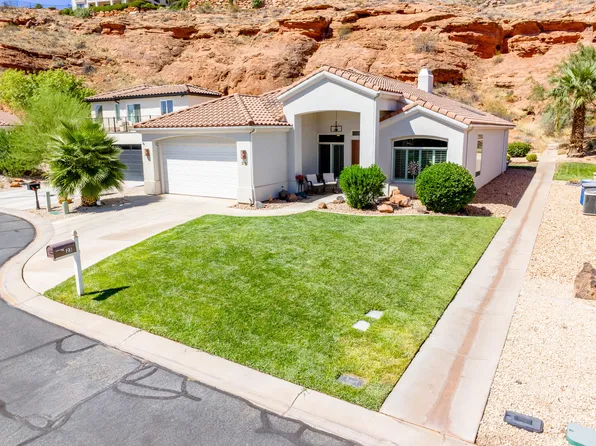 23 N Shadow Ridge Dr, Washington, UT 84780