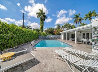 909 N 13th Ct, Hollywood, FL 33019