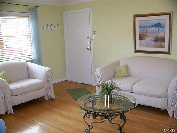 3rd image of 437 S Clay Ave APT 4