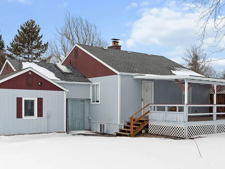 701 S Evergreen Rd — Photo 27