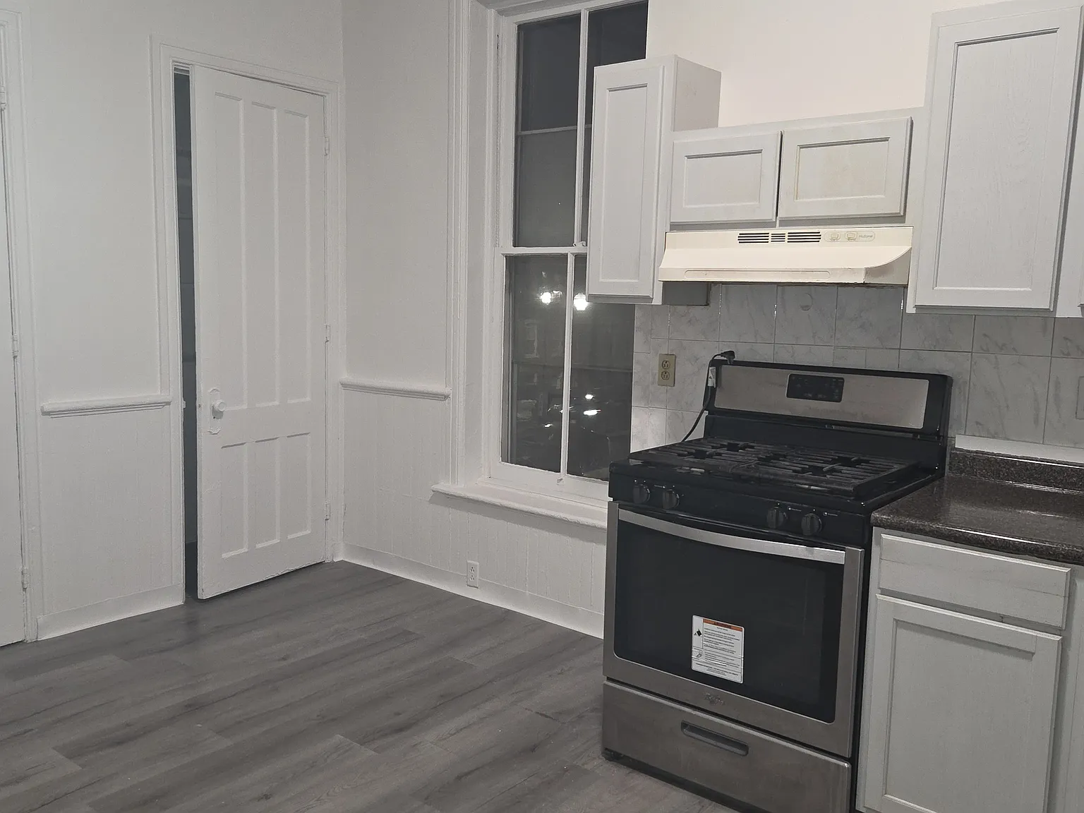 2 bed, 1200 sqft, $1,400 — Photo 3