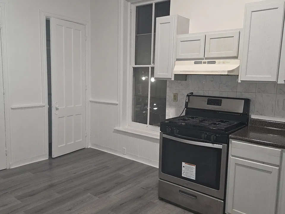 Kitchen Pantry 1