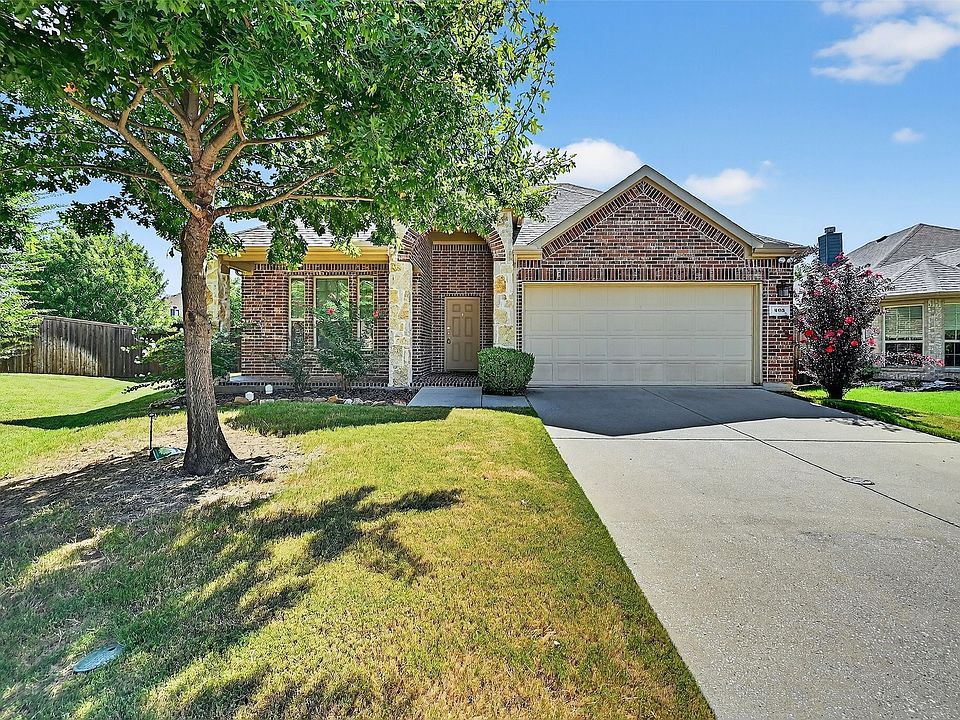 1st image of 405 Roger Graves Cir