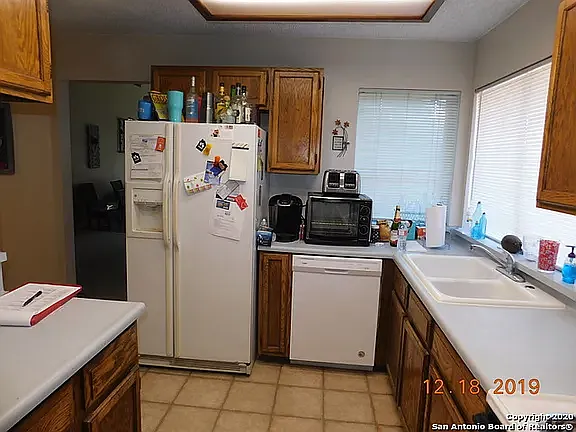 2 bed, 1810 sqft, $1,995 — Photo 3
