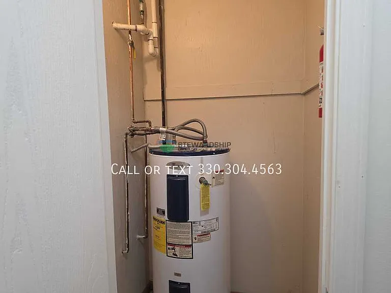 Village Woods Apartments — Photo 17