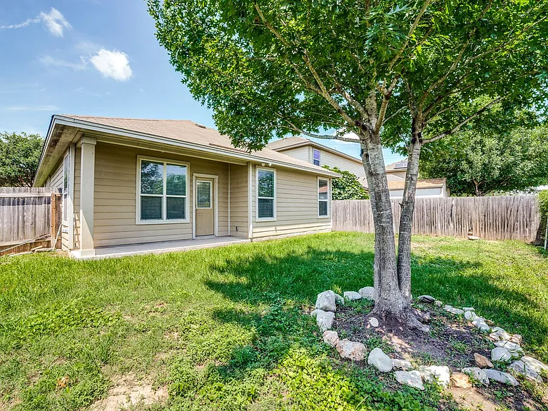6818 Fort Bnd — Photo 24