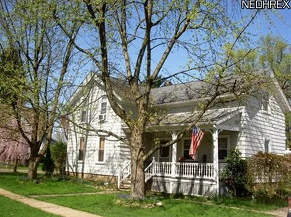 82 W Main St, Seville, OH 44273