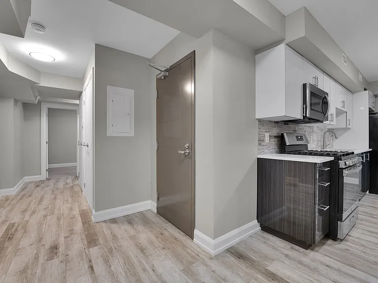 59 Russell Ave #4 — Photo 13