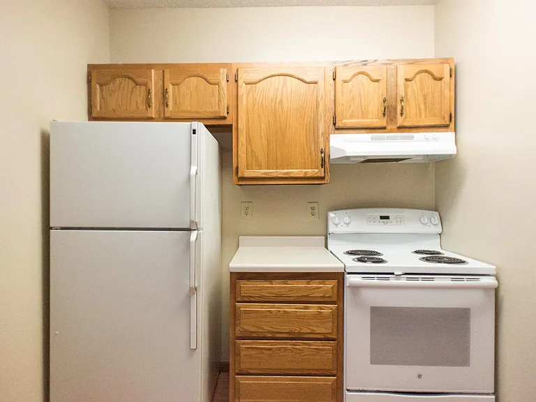 411 Broadway N #304 — Photo 13