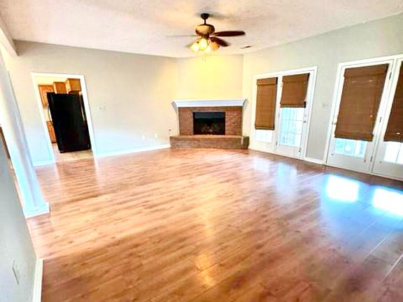 5th image of 4430 Summers Place Dr