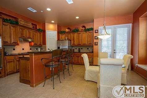 5th image of 2400 Greymoore Dr