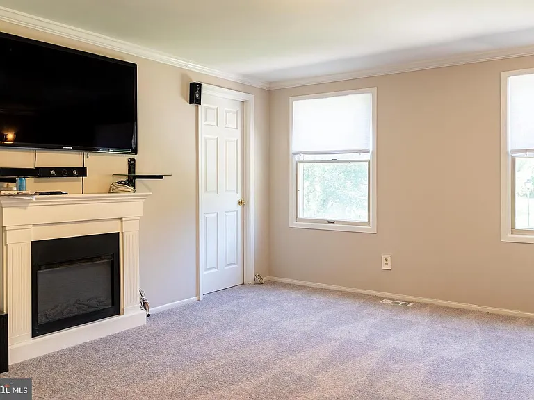 14913 Lear Ln — Photo 14