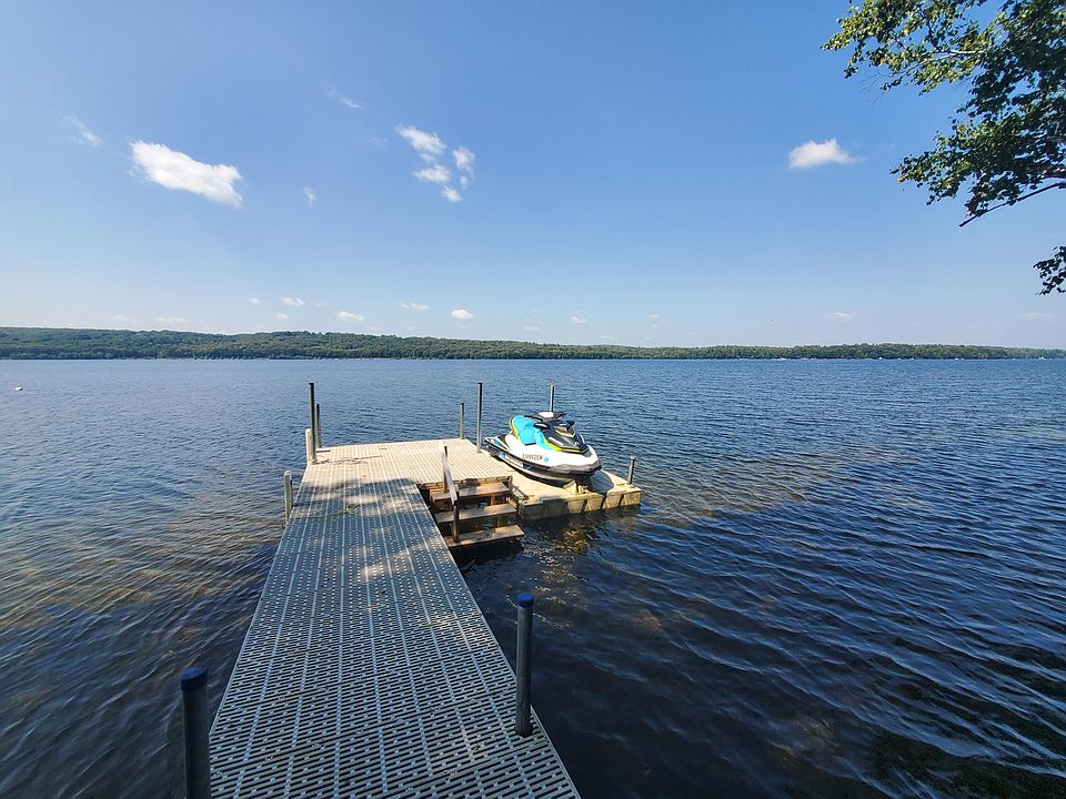 436 Memorial Drive, Winthrop, ME 04364 Zillow